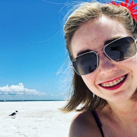 Brittany Rainey was wearing black goggles. How old is Rainey? Know her age!